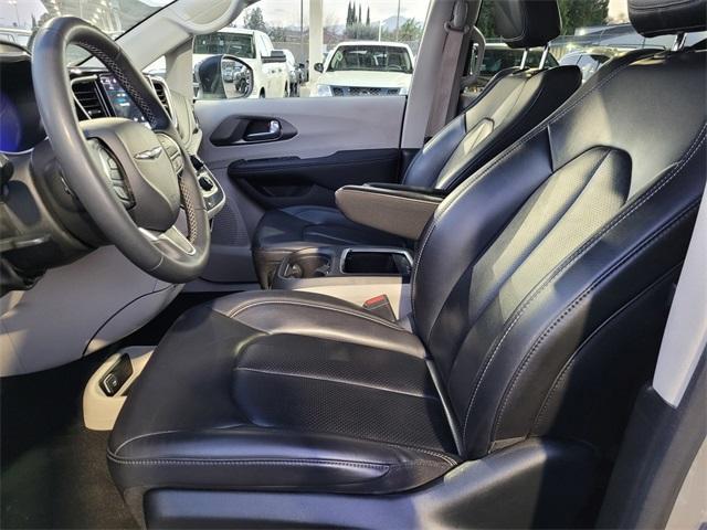 used 2023 Chrysler Pacifica Hybrid car, priced at $26,500