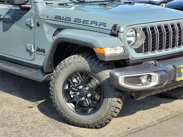 new 2025 Jeep Gladiator car