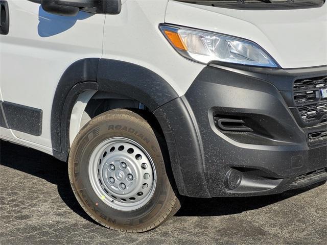 new 2025 Ram ProMaster 2500 car, priced at $49,910