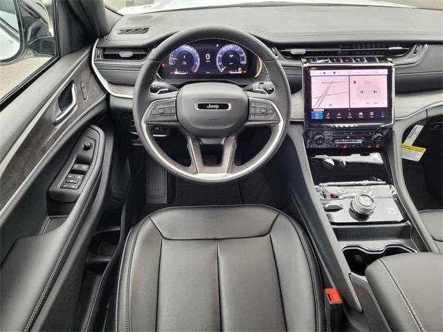new 2025 Jeep Grand Cherokee car