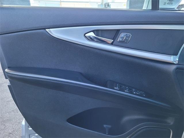 used 2020 Lincoln Nautilus car, priced at $20,800