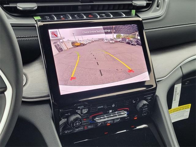 new 2025 Jeep Grand Cherokee car