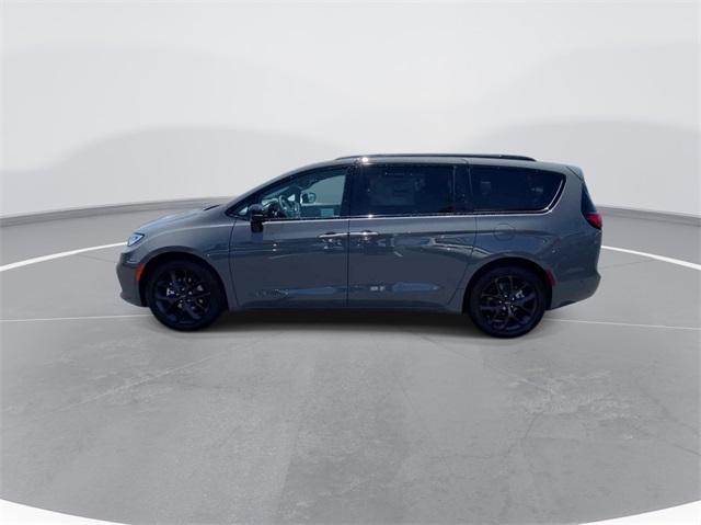 new 2023 Chrysler Pacifica car, priced at $49,030