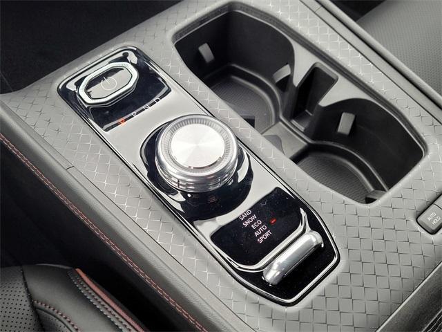 new 2025 Jeep Wagoneer S car