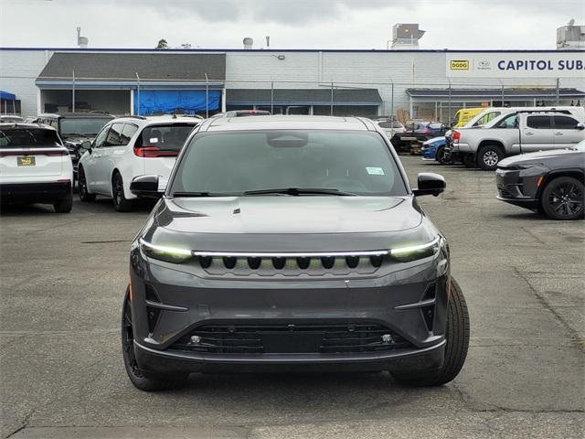 new 2025 Jeep Wagoneer S car