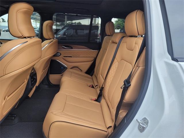 new 2025 Jeep Grand Cherokee car, priced at $63,538