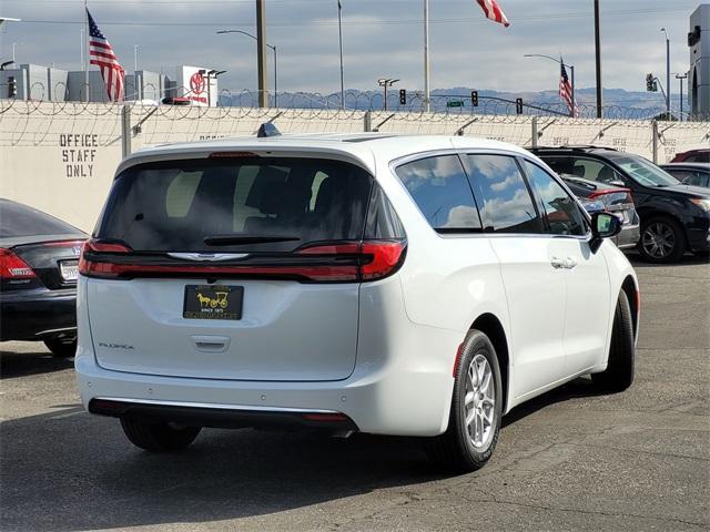 new 2026 Chrysler Pacifica car
