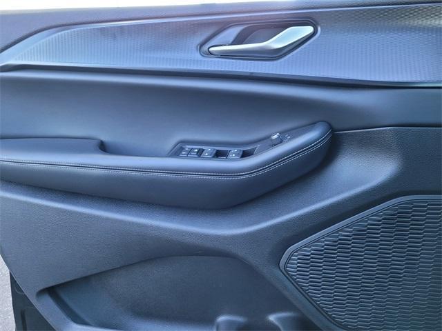 used 2024 Jeep Grand Cherokee L car, priced at $29,900