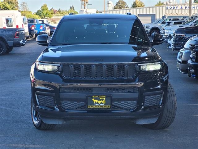 used 2024 Jeep Grand Cherokee L car, priced at $29,900