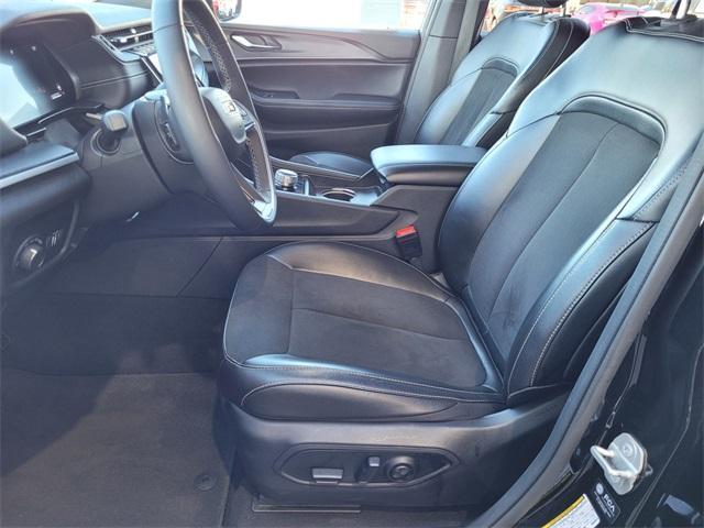 used 2024 Jeep Grand Cherokee L car, priced at $29,900