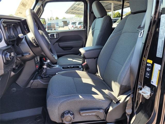 new 2025 Jeep Wrangler car