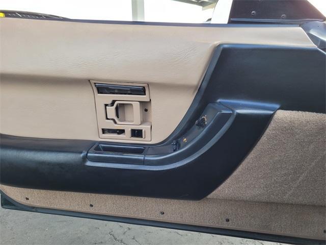 used 1993 Chevrolet Corvette car, priced at $14,500