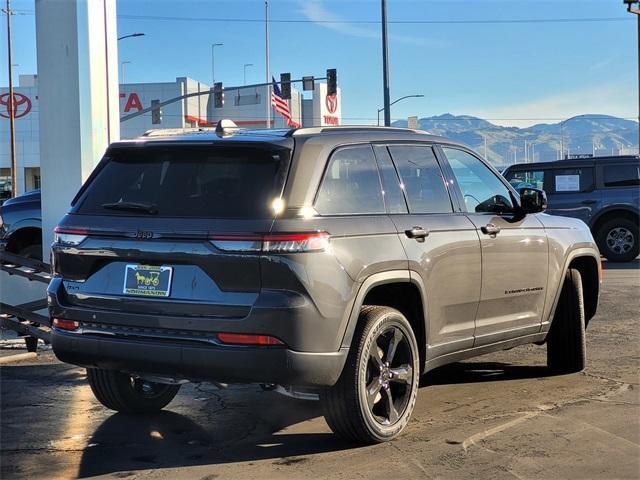 new 2025 Jeep Grand Cherokee car