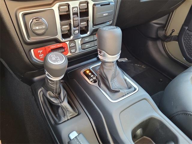 new 2025 Jeep Wrangler car