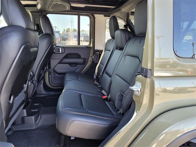 new 2025 Jeep Wrangler car