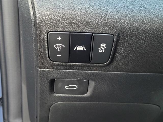 used 2021 Kia K5 car, priced at $21,400