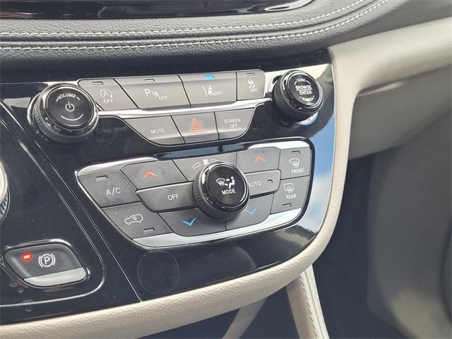 used 2023 Chrysler Pacifica car, priced at $29,800