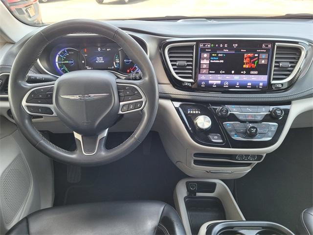 used 2023 Chrysler Pacifica Hybrid car, priced at $29,688