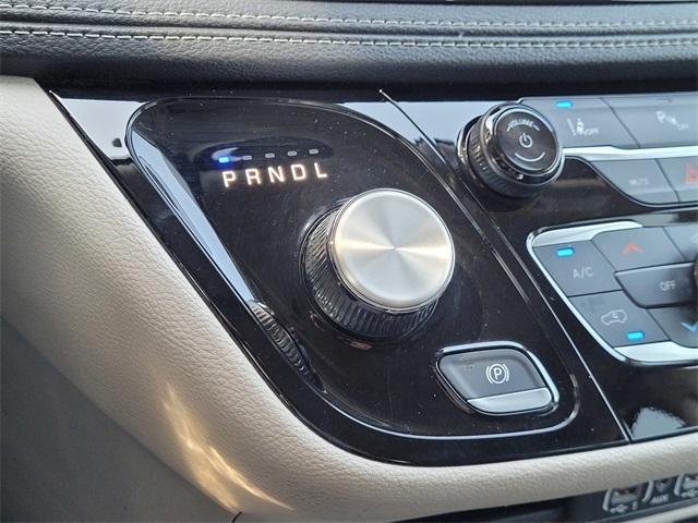 used 2023 Chrysler Pacifica Hybrid car, priced at $29,688