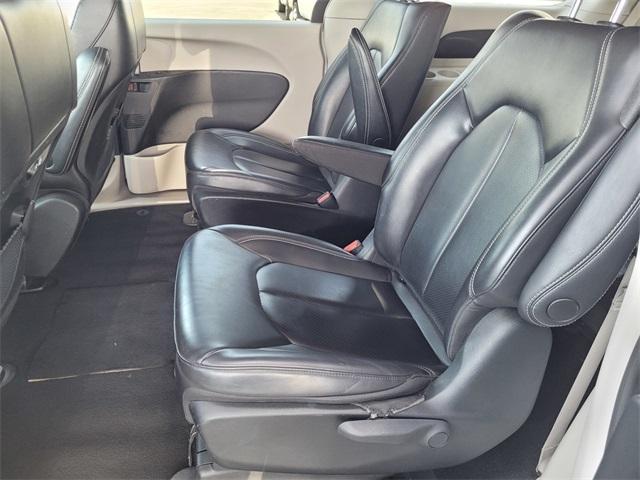 used 2023 Chrysler Pacifica Hybrid car, priced at $29,688