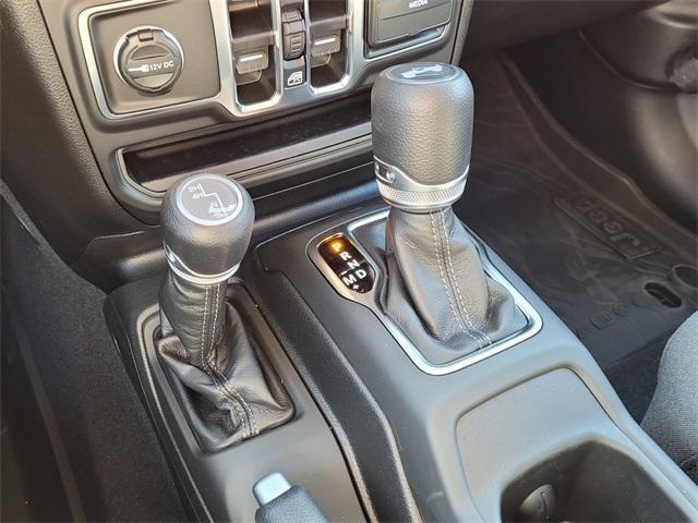 new 2025 Jeep Wrangler car