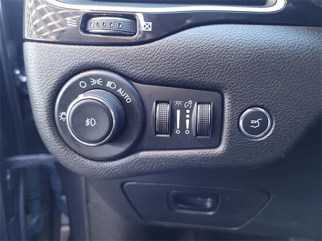 used 2023 Jeep Cherokee car, priced at $25,998