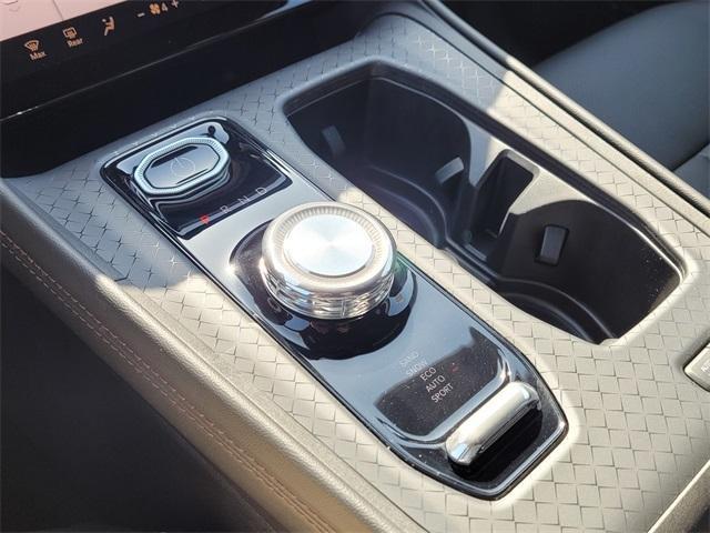 new 2025 Jeep Wagoneer S car