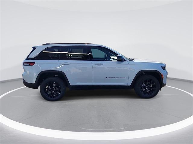 new 2024 Jeep Grand Cherokee car, priced at $40,493