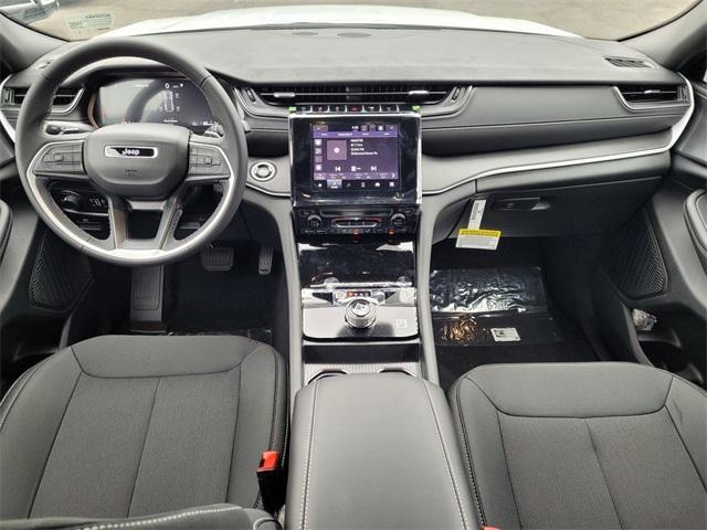 new 2025 Jeep Grand Cherokee car, priced at $35,938