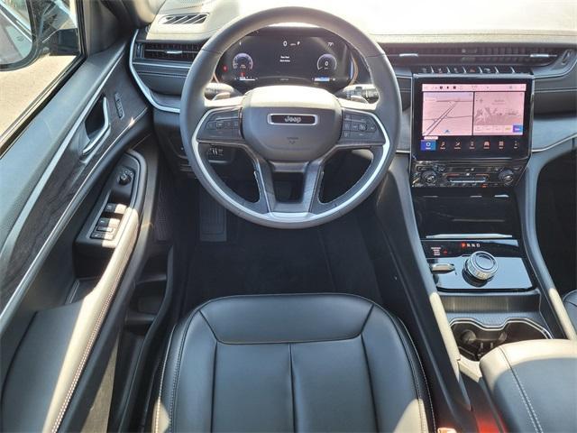 new 2025 Jeep Grand Cherokee car, priced at $42,181