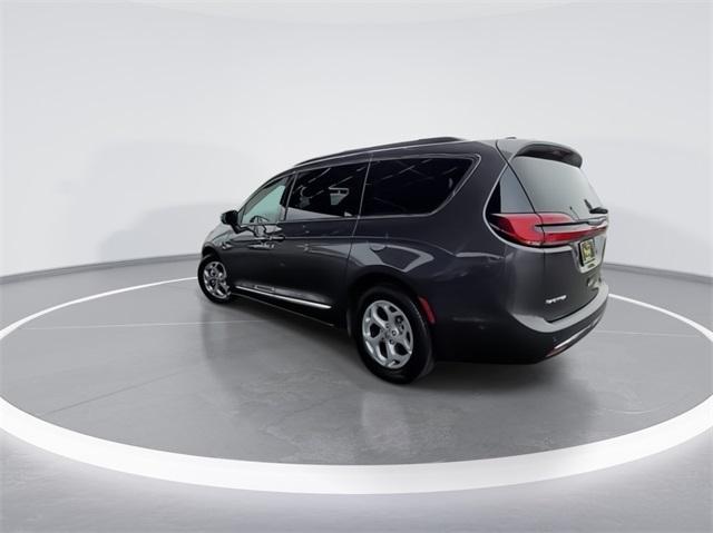 used 2022 Chrysler Pacifica car, priced at $27,998