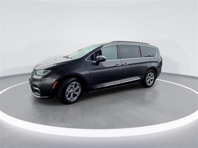 used 2022 Chrysler Pacifica car, priced at $27,998