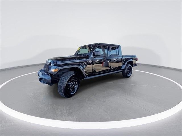 used 2022 Jeep Gladiator car, priced at $28,988