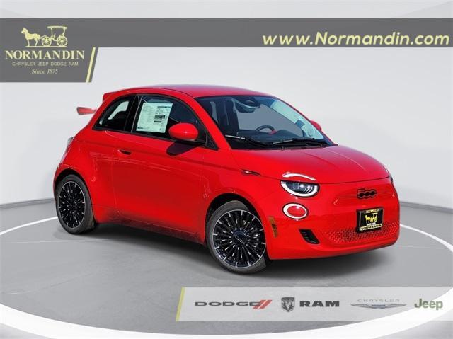 new 2024 FIAT 500e car