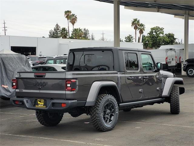 new 2025 Jeep Gladiator car