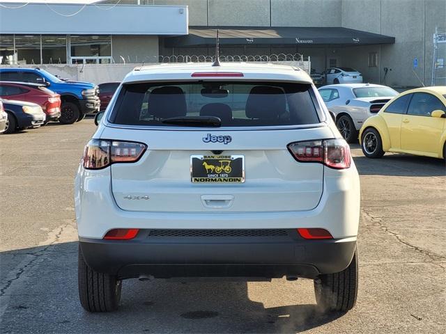 new 2025 Jeep Compass car