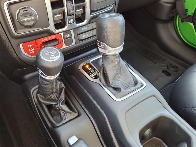 new 2025 Jeep Wrangler 4xe car