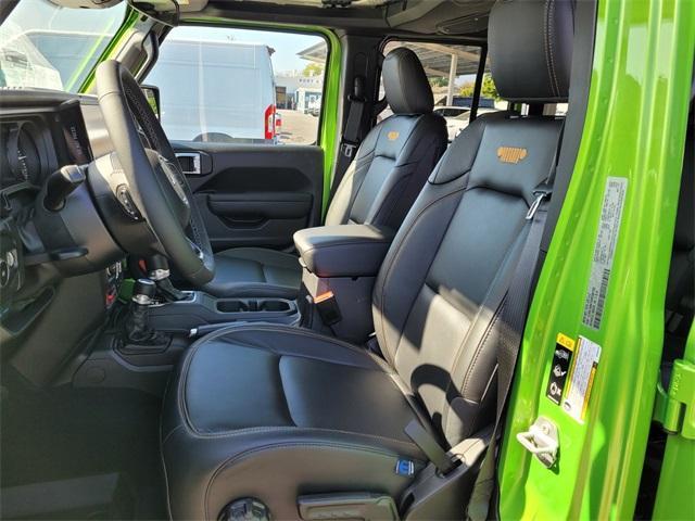 new 2025 Jeep Wrangler 4xe car