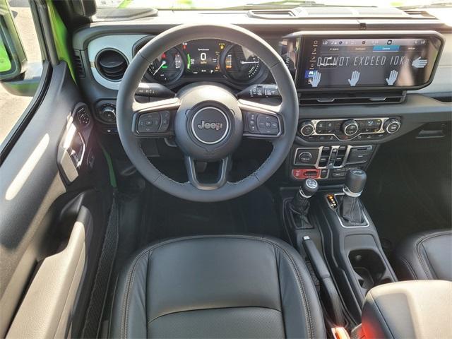 new 2025 Jeep Wrangler 4xe car