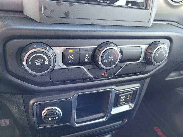 used 2021 Jeep Wrangler Unlimited car, priced at $33,300