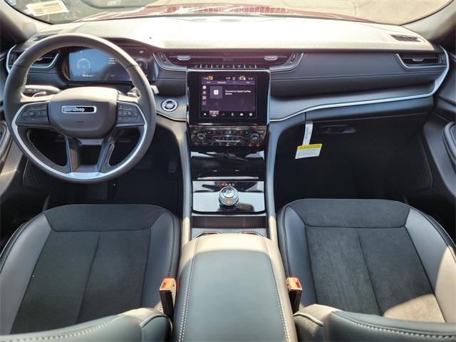 new 2025 Jeep Grand Cherokee car