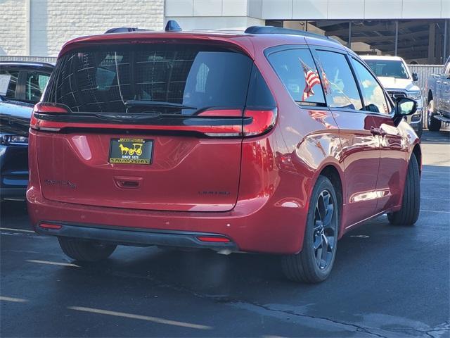 used 2025 Chrysler Pacifica car, priced at $39,600