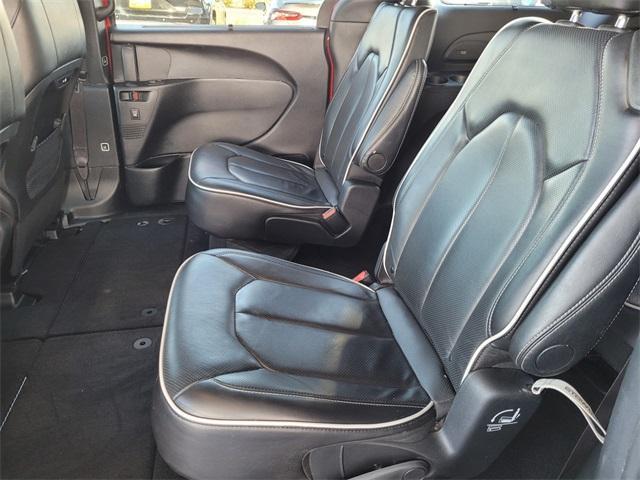 used 2025 Chrysler Pacifica car, priced at $39,600