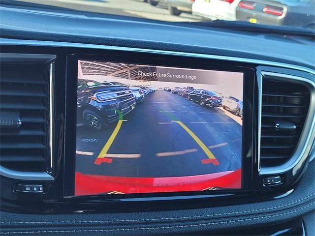 used 2025 Chrysler Pacifica car, priced at $39,600