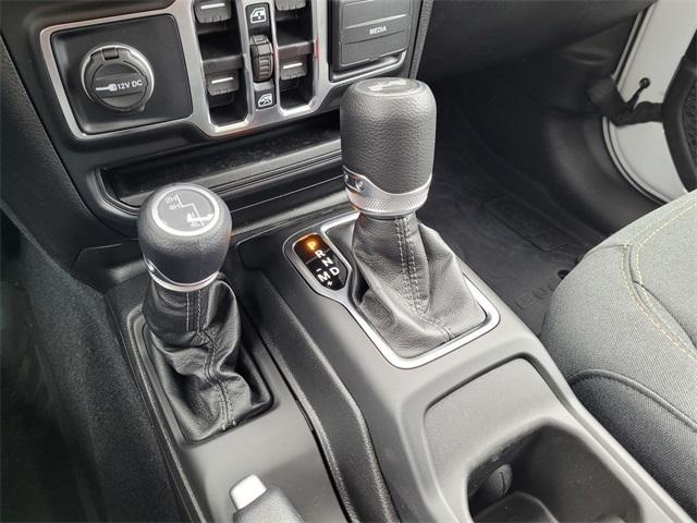 new 2025 Jeep Wrangler car