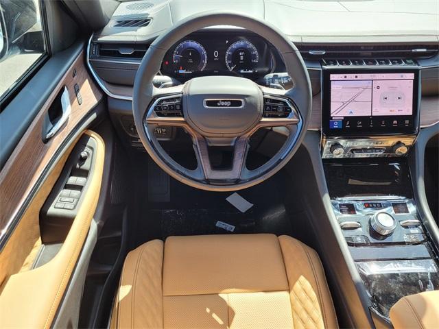 new 2025 Jeep Grand Cherokee car