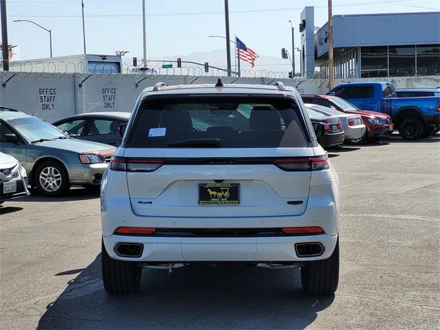 new 2025 Jeep Grand Cherokee car