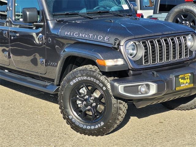 new 2025 Jeep Gladiator car, priced at $46,380