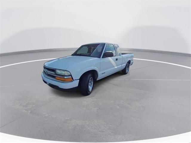 used 2002 Chevrolet S-10 car, priced at $13,200
