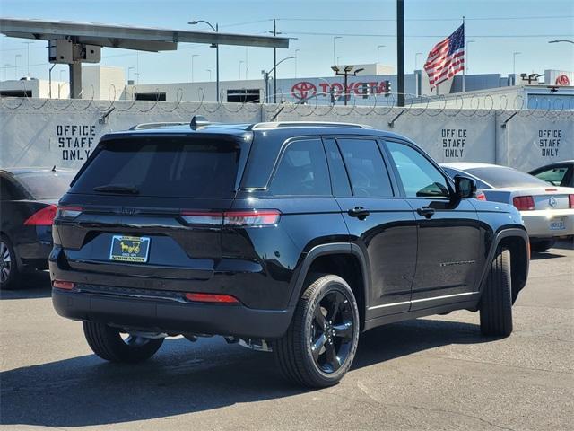 new 2025 Jeep Grand Cherokee car
